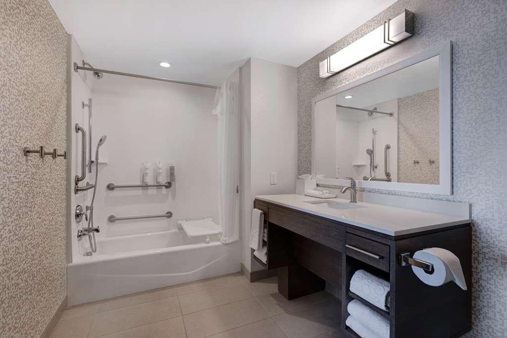 Home2 Suites By Hilton Las Vegas I-215 Curve Номер фото