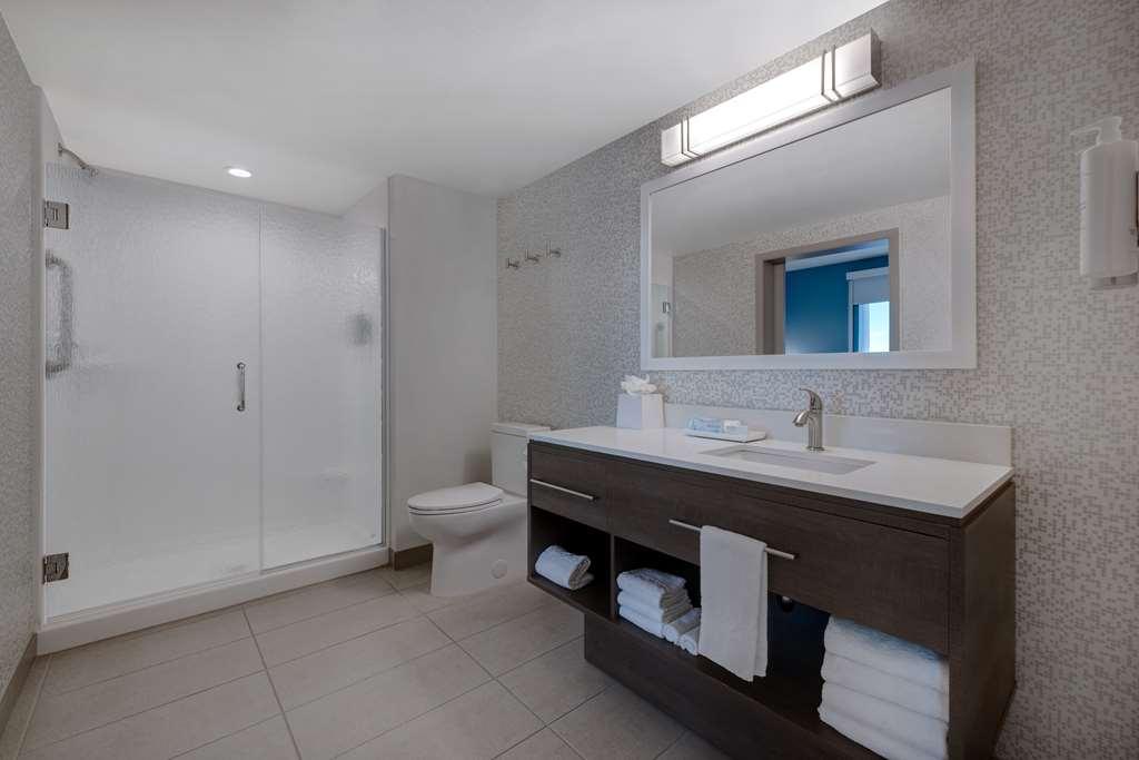 Home2 Suites By Hilton Las Vegas I-215 Curve Номер фото